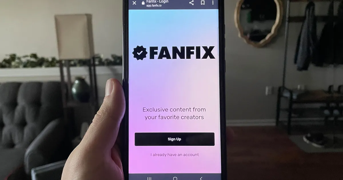 what is fanfix